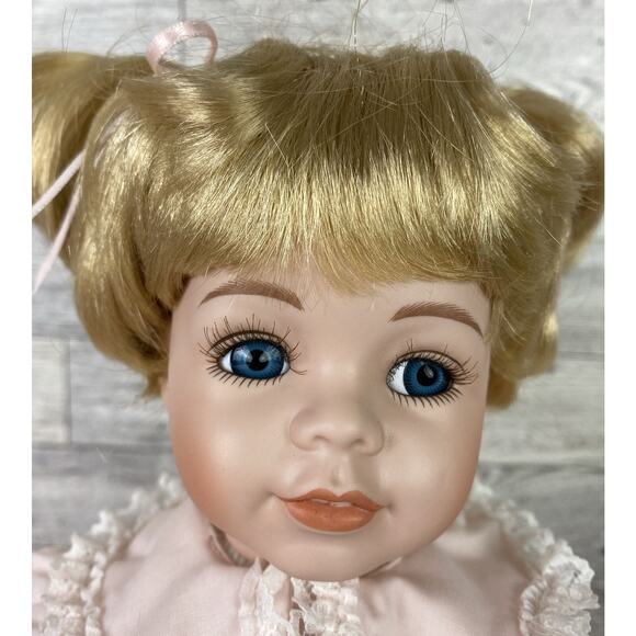 Vintage Brittany Handcrafted Porcelain Doll JENNY 17” w/ Tag & Box & Stand - Picture 10 of 14